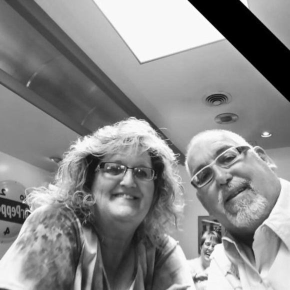 Meet your Posher, Debbie - Picture 1 of 1